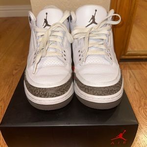 Air Jordan 3 Retro— White/Dark Mocha-Chrome. Size 9.5
